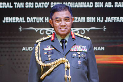 tile-alumni-news-datuk-nizam-only