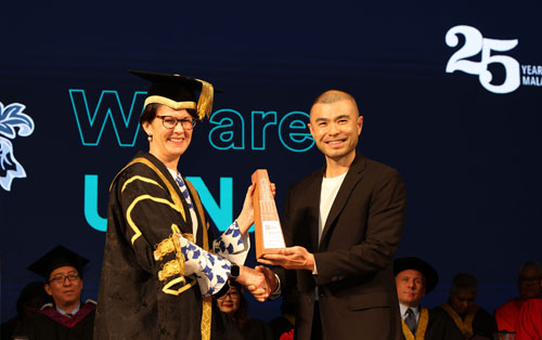 article-alumni-award-Julius