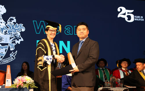 article-alumni-award-chaiwaisiong