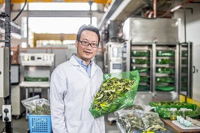 Dr Law Chung-Lim-article image