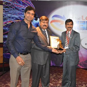 nafis-recieving-awardcontentarea1
