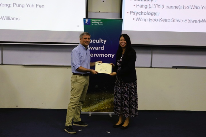 AwardMarina