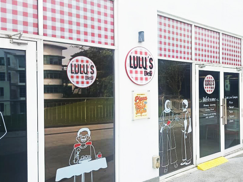 Lulus cafe from outside