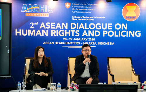 tile-dr-chungkaili-forum-panel