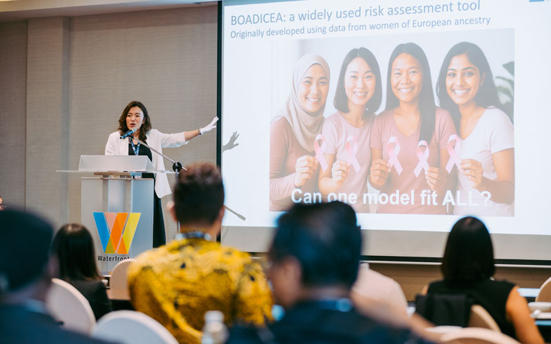 tile-research-impact-ho-waeng-kee-giving-talk-on-breast-cancer-risk-assessments