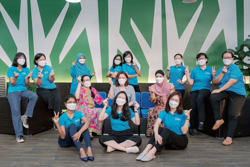 tile-research-impact-ho-waeng-kee-pictured-with-collaborator-colleagues